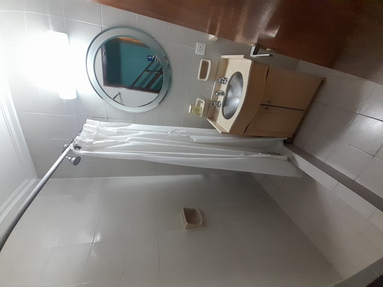 Venta triplex Villa Gesell 4 ambientes zona centro