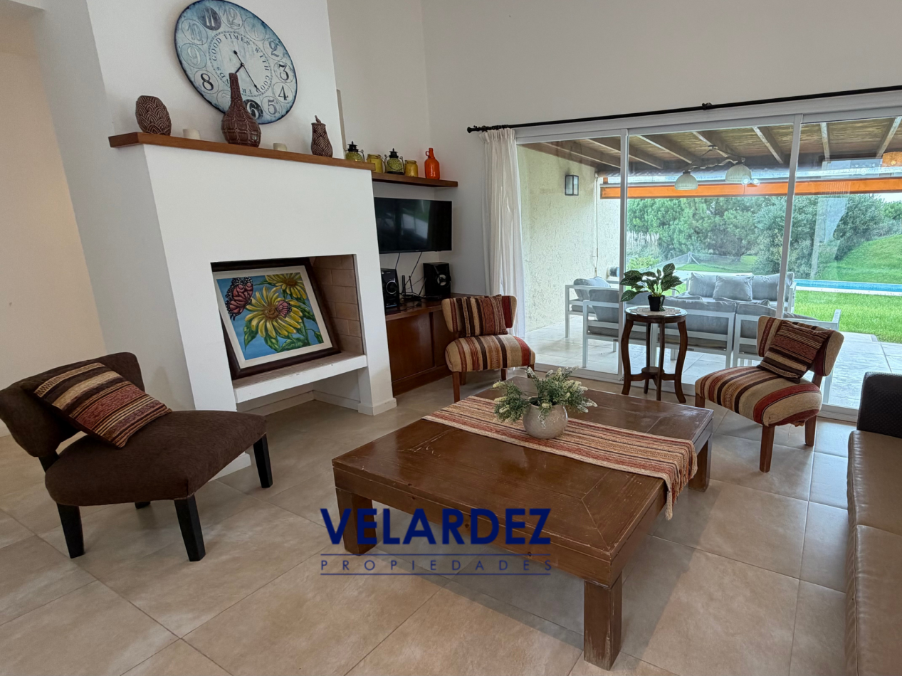 Costa Esmeralda - Barrio Golf 1 