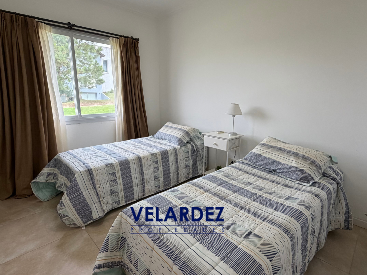 Costa Esmeralda - Barrio Golf 1 