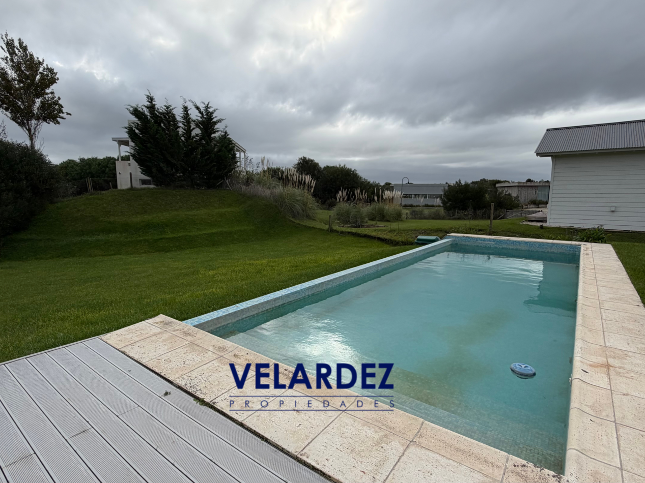 Costa Esmeralda - Barrio Golf 1 