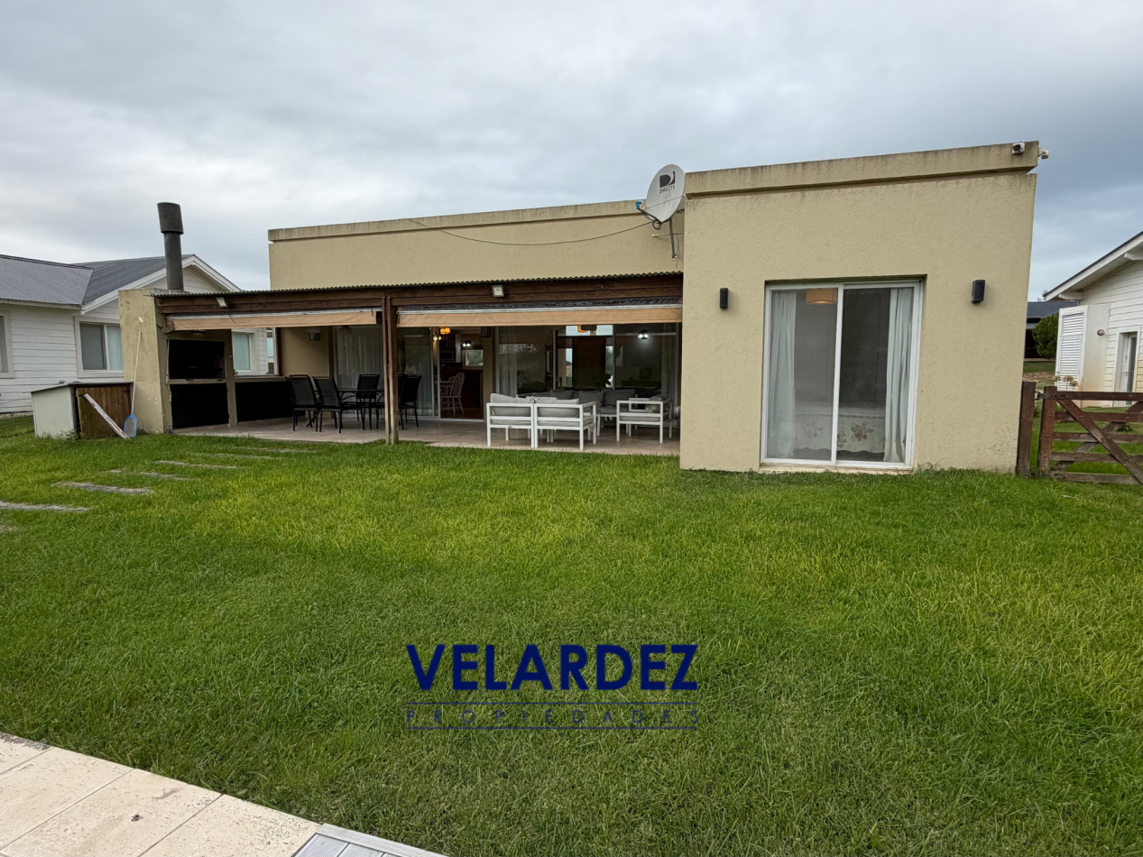 Costa Esmeralda - Barrio Golf 1 