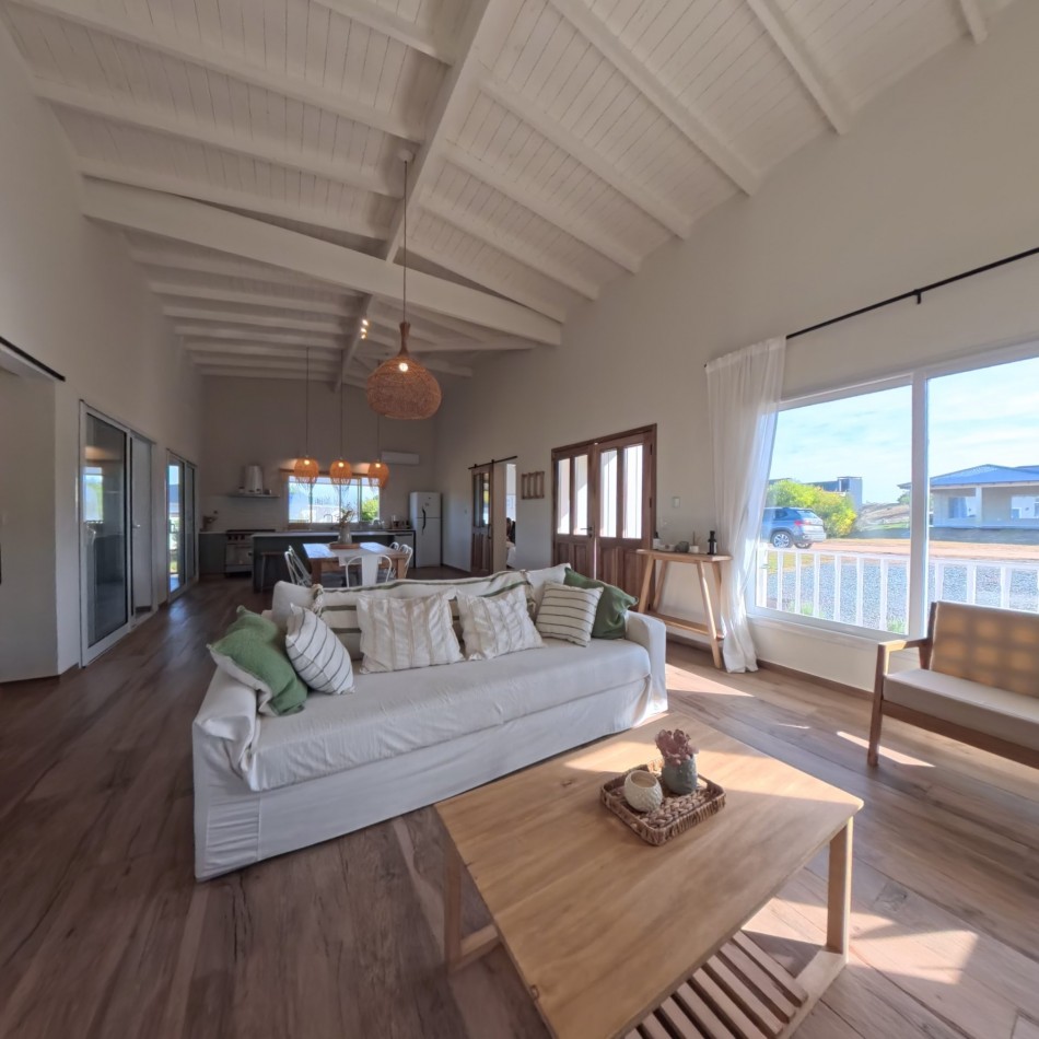 Casa en venta - Barrio Senderos IV - Costa Esmeralda