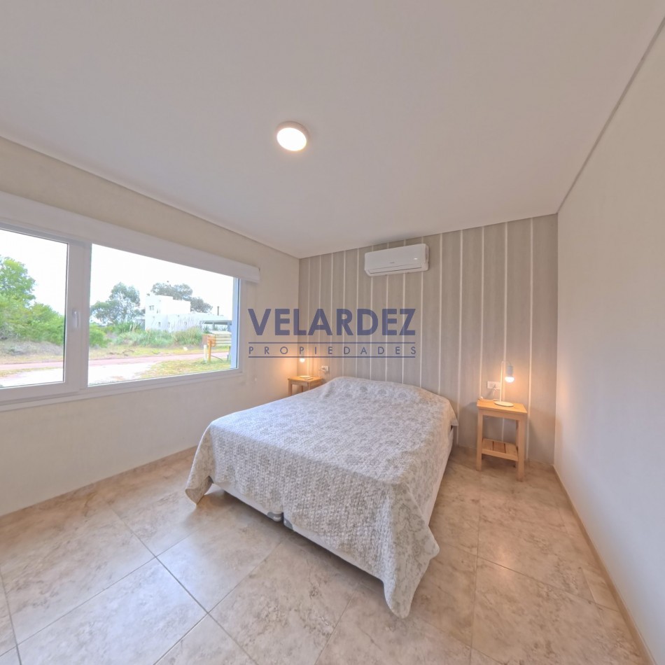 Casa de 4 dormitorios - Barrio Ecuestre - Costa Esmeralda