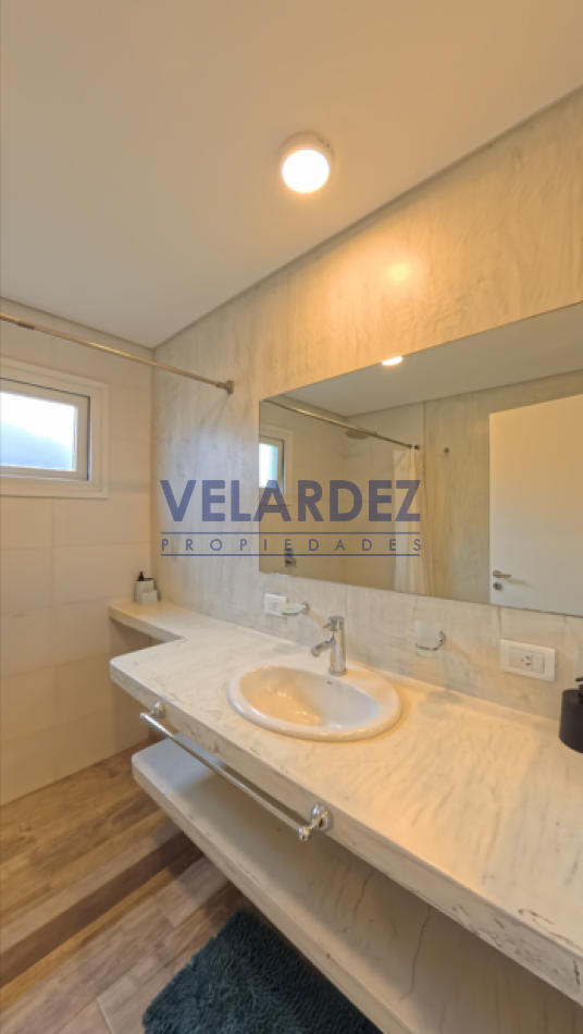 Casa de 4 dormitorios - Barrio Ecuestre - Costa Esmeralda