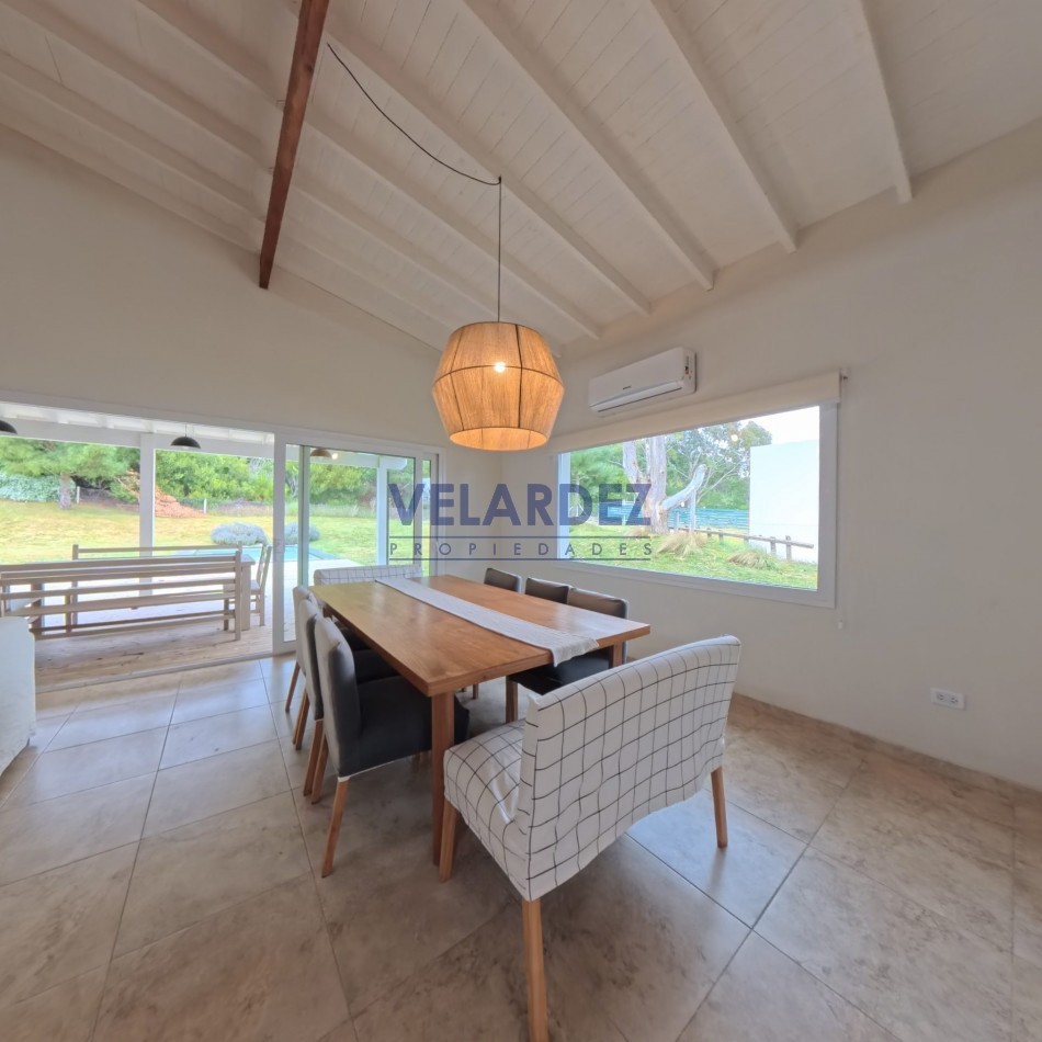 Casa de 4 dormitorios - Barrio Ecuestre - Costa Esmeralda