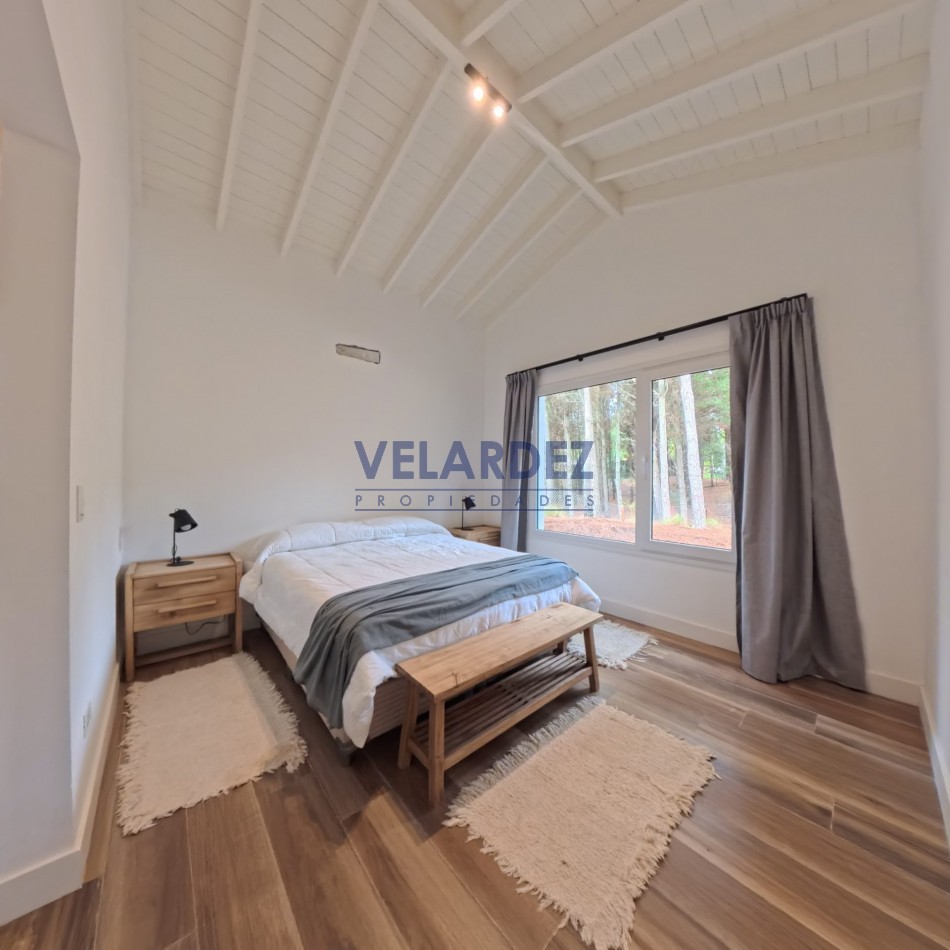 Casa 4 dormitorios en Costa Esmeralda - Barrio Senderos 4