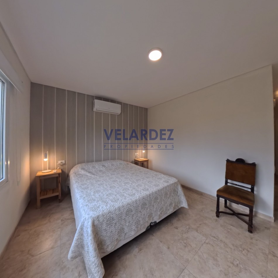 Casa de 4 dormitorios - Barrio Ecuestre - Costa Esmeralda