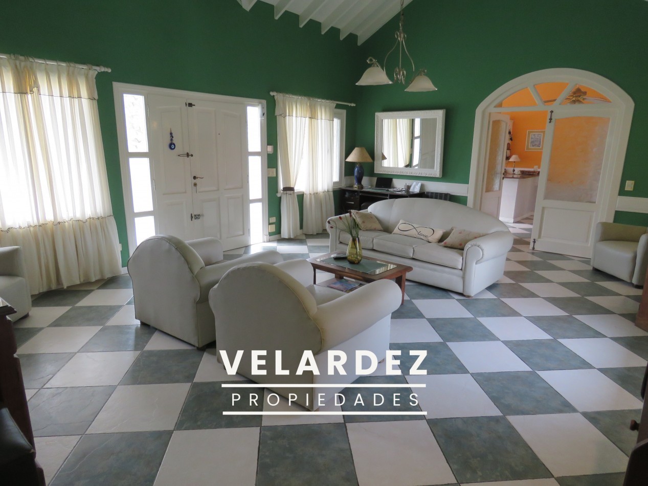 Casa en alquiler temporal en Pinamar