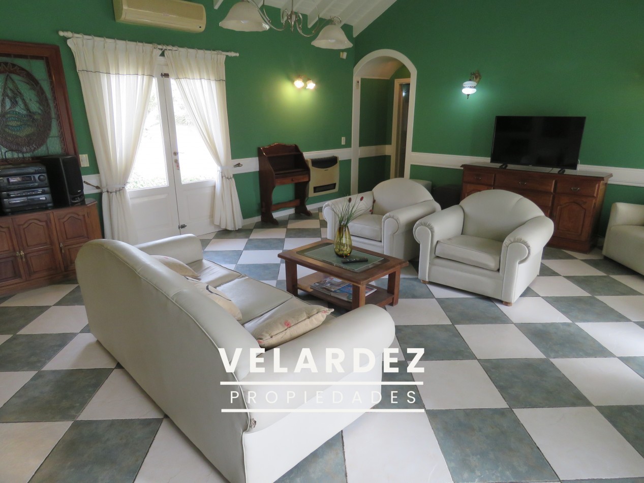 Casa en alquiler temporal en Pinamar
