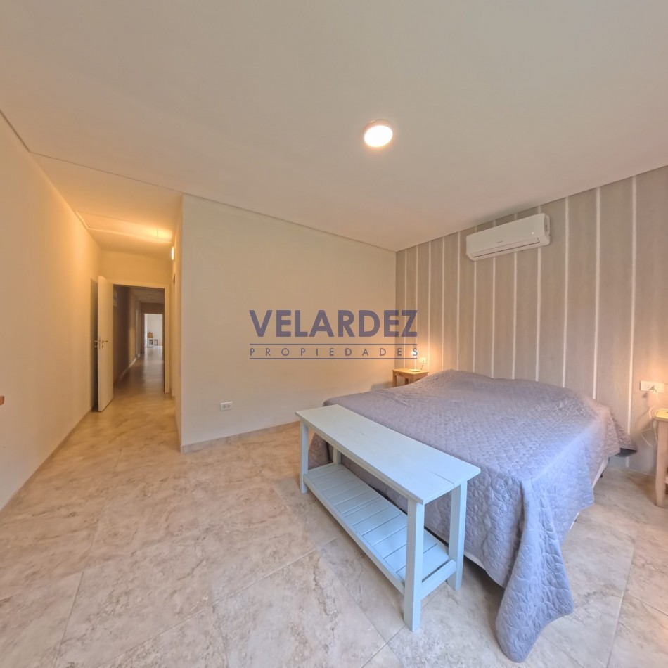 Casa de 4 dormitorios - Barrio Ecuestre - Costa Esmeralda