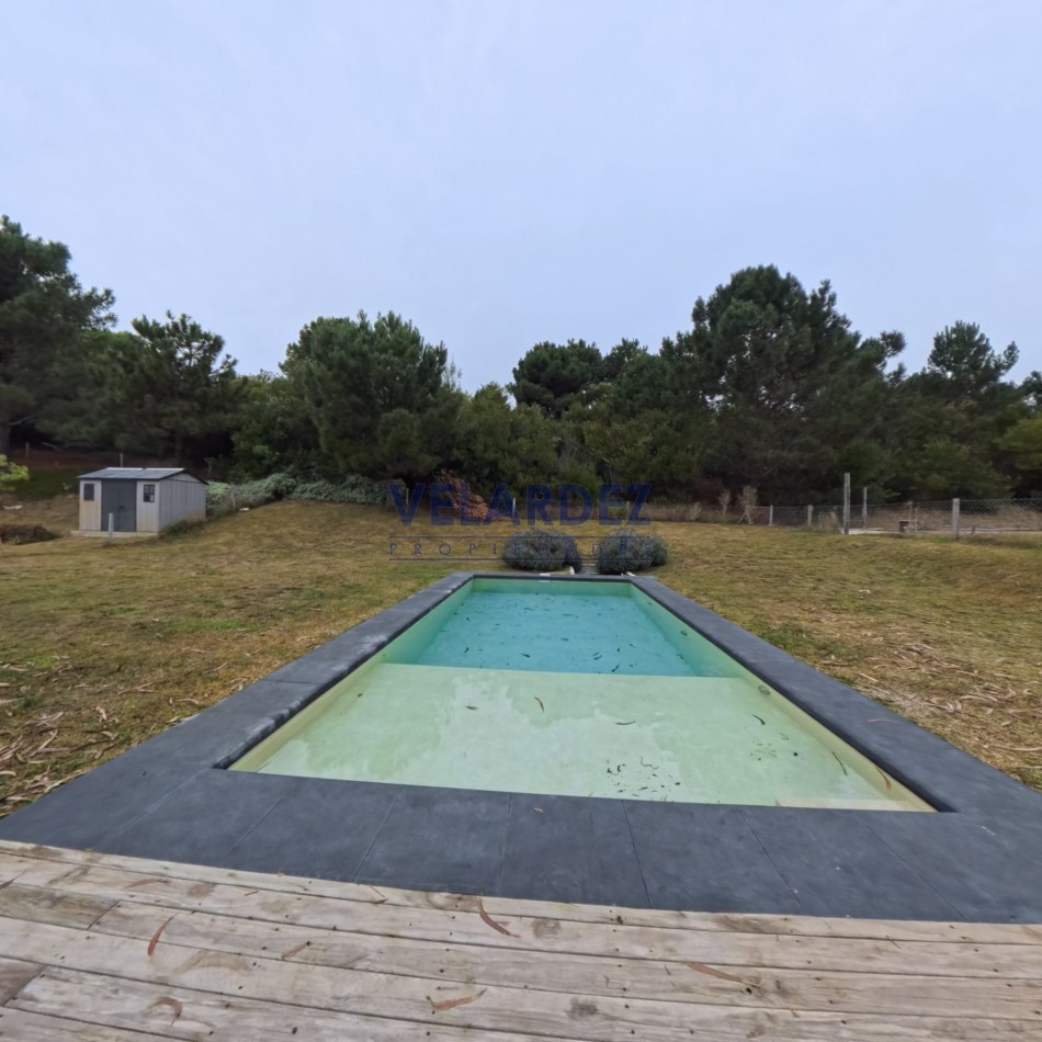 Casa de 4 dormitorios - Barrio Ecuestre - Costa Esmeralda