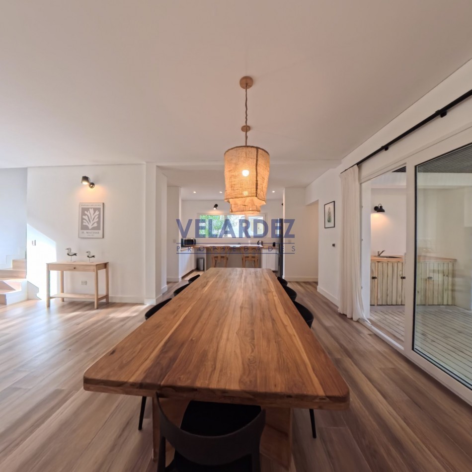 Casa 4 dormitorios en Costa Esmeralda - Barrio Senderos 4