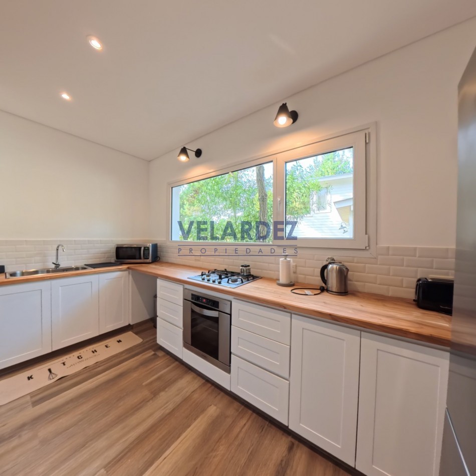 Casa 4 dormitorios en Costa Esmeralda - Barrio Senderos 4