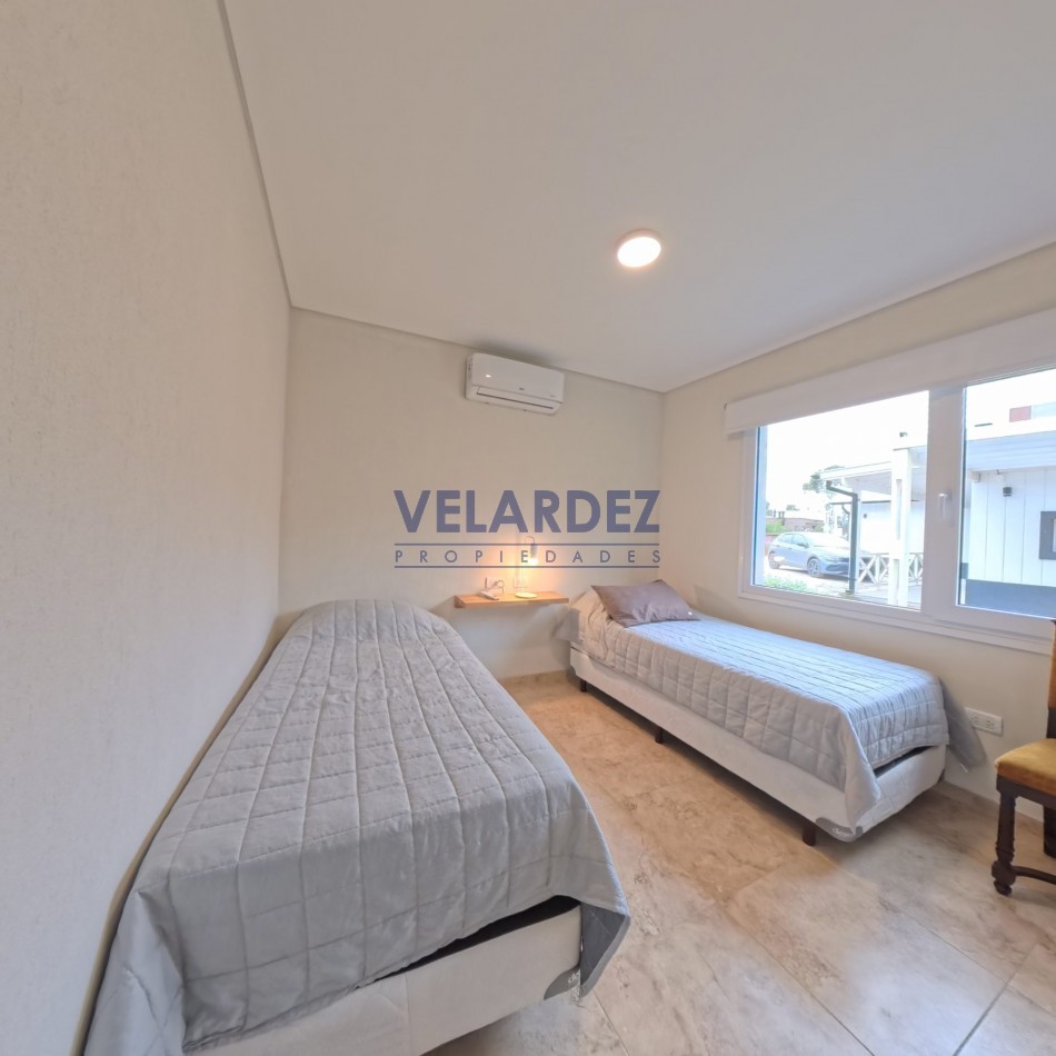 Casa de 4 dormitorios - Barrio Ecuestre - Costa Esmeralda