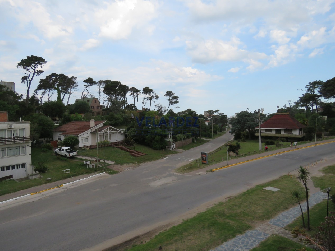 2 ambientes - Pinamar Centro - temporada 2024/25