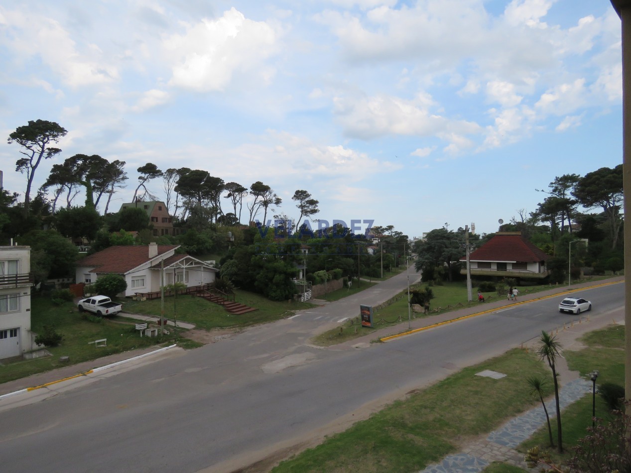 2 ambientes - Pinamar Centro - temporada 2024/25