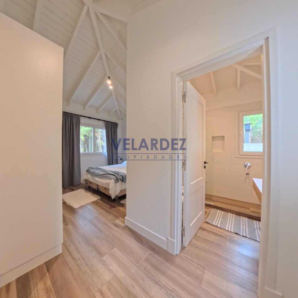 Casa 4 dormitorios en Costa Esmeralda - Barrio Senderos 4