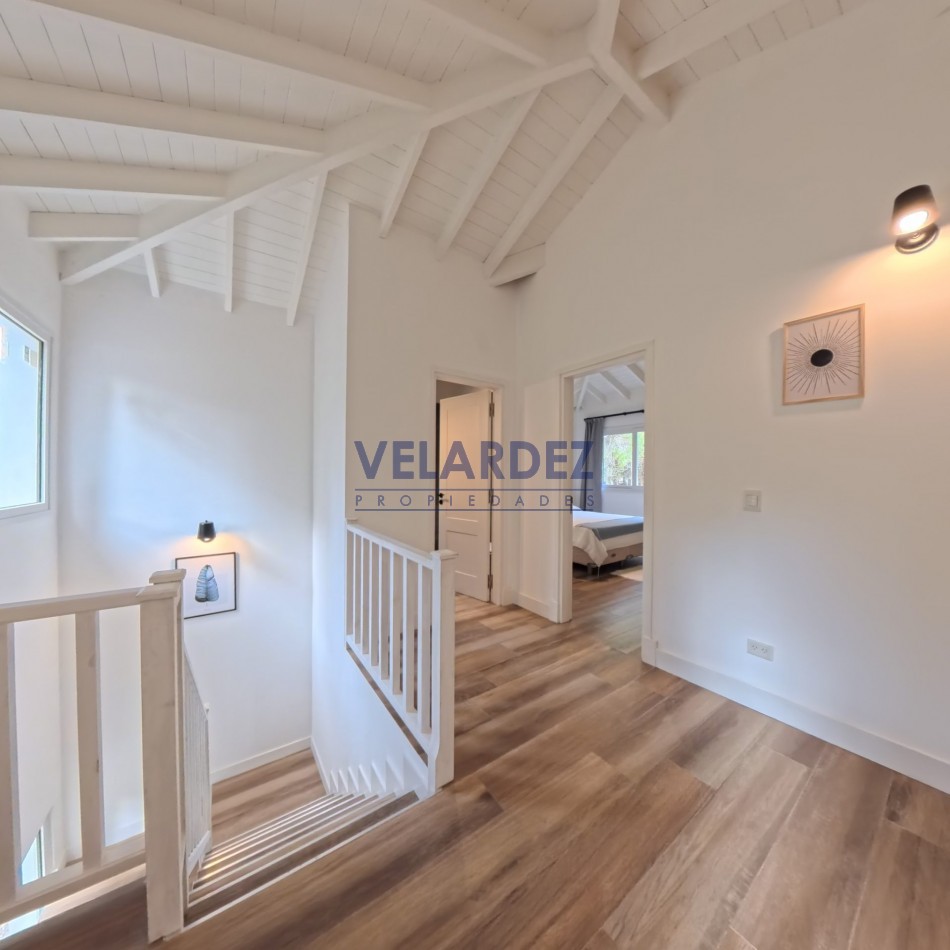 Casa 4 dormitorios en Costa Esmeralda - Barrio Senderos 4